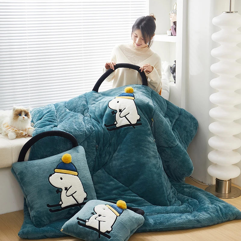 雪橇熊【双面长绒】加绒加厚多功能二合一折叠单人抱枕被双面两用