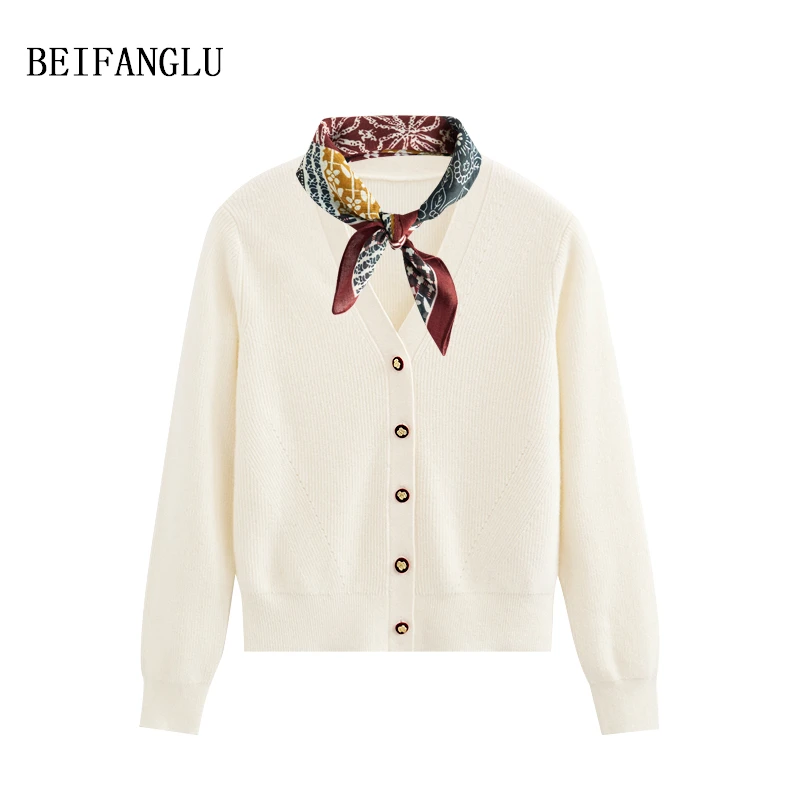 北方鹿 美拉德法式穿搭！绵羊毛2024秋冬V领小丝巾针织开衫女2644