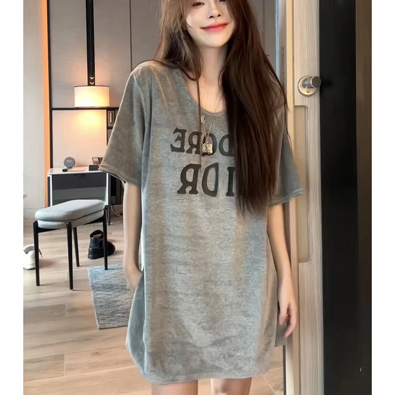 2025早夏季欧货大版U领字母印花短袖T恤女新款侧边开叉中长款上衣