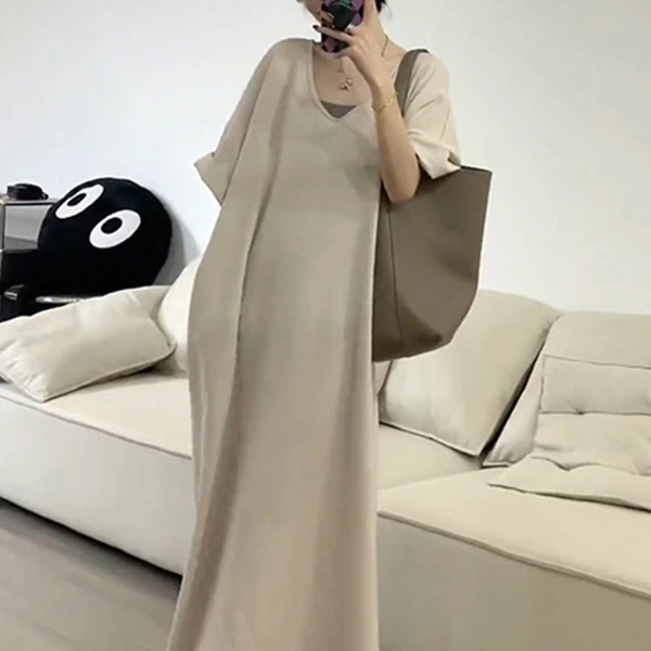 夏季宽松慵懒风v领短袖连衣裙长款t恤女新款设计感裙子小个子显瘦