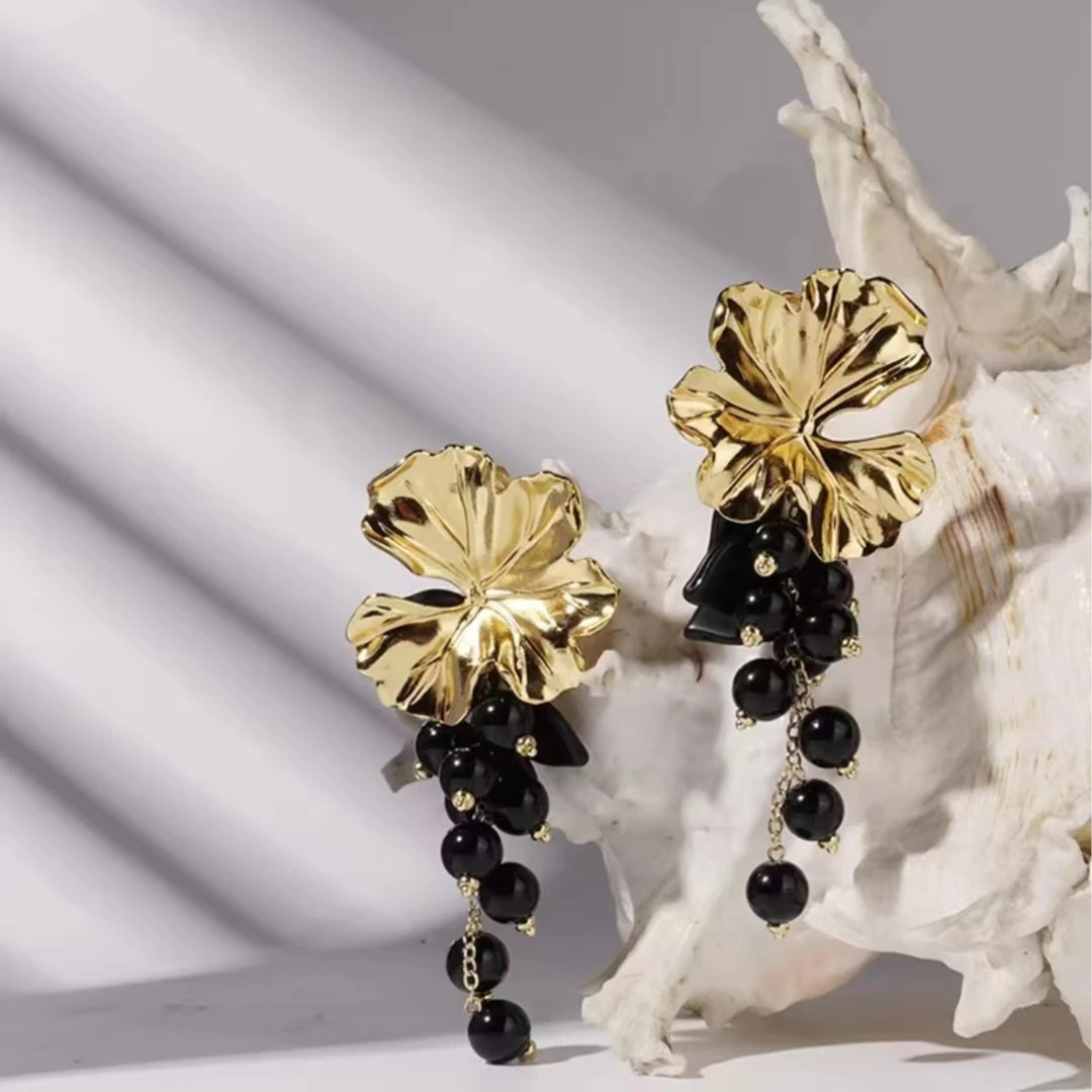 铜合金玻璃耳饰 【曼姐】时尚轻奢金色手工荷叶挂珠耳夹 WE3724