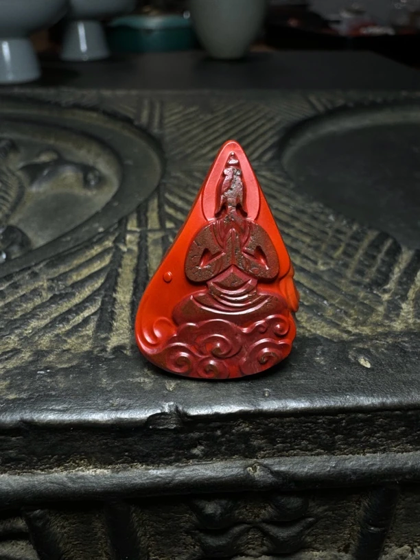 川料南红铁皮包浆无相佛