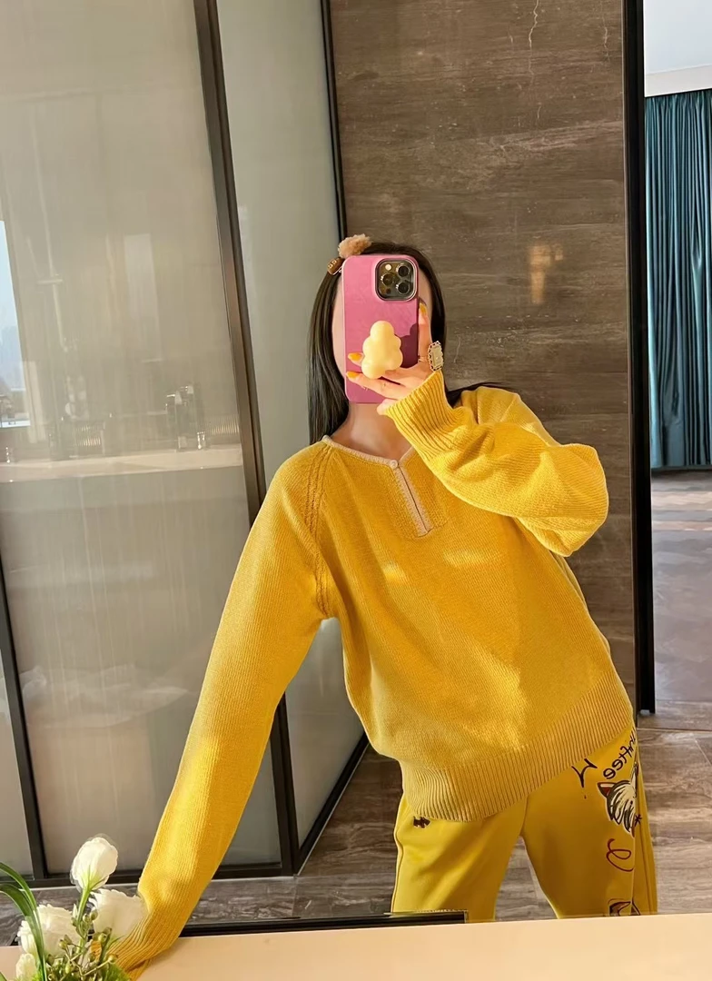 4110#深圳BOHAN秀秀家2024秋冬新款黄色猫咪毛衣