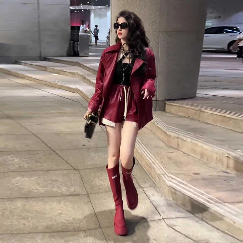欧货酒红色PU皮衣女外套24新款爆款百搭宽松阔版机车夹克短裤套装