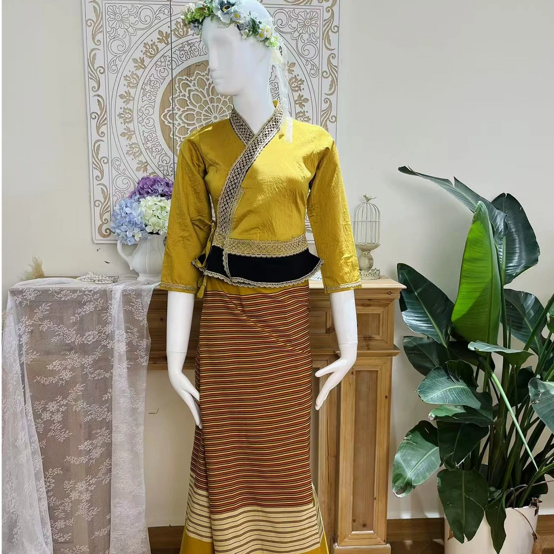 傣族传统民族服饰  显瘦显气质  休闲时尚  传统民族服饰套装