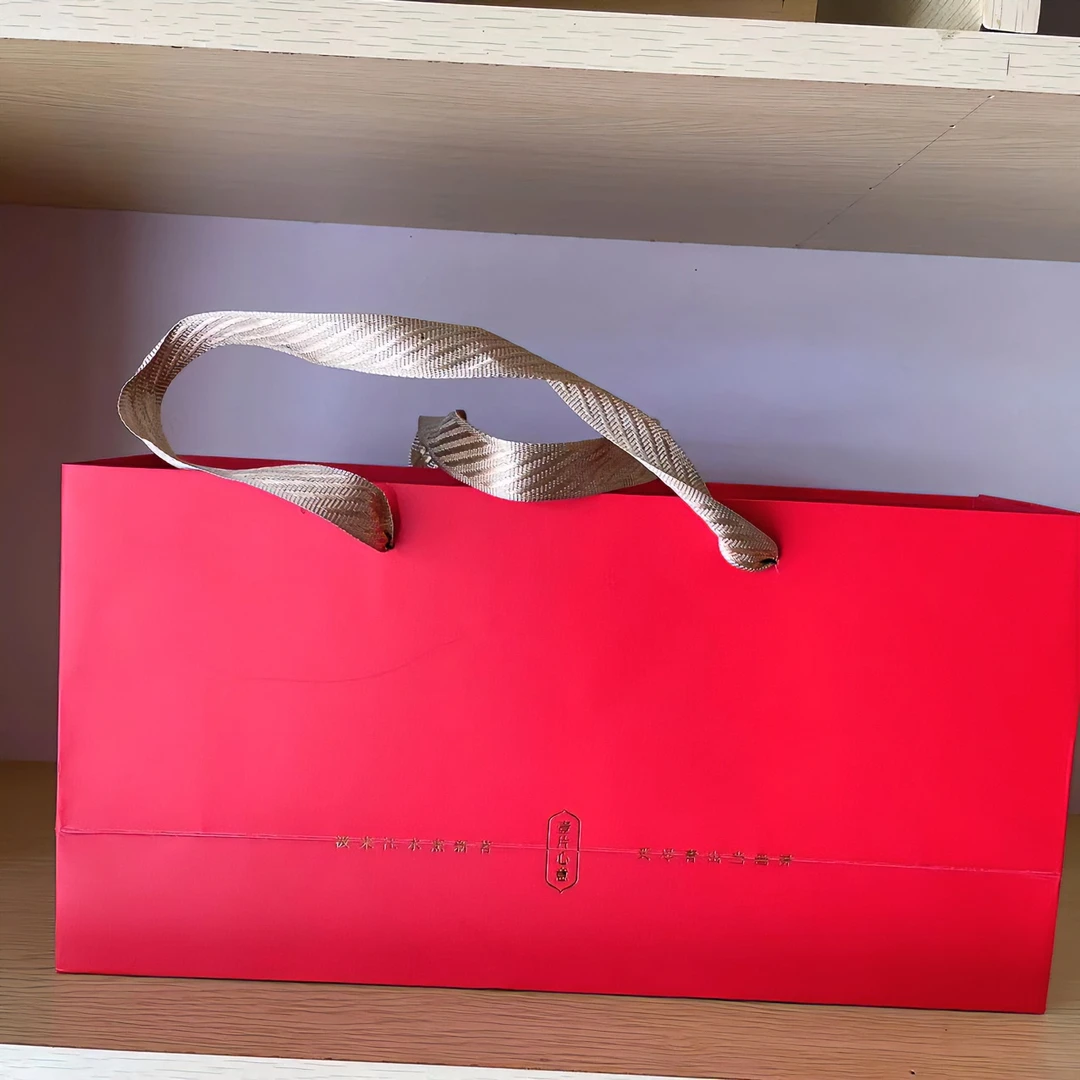 易武大树红茶礼盒装一条25片