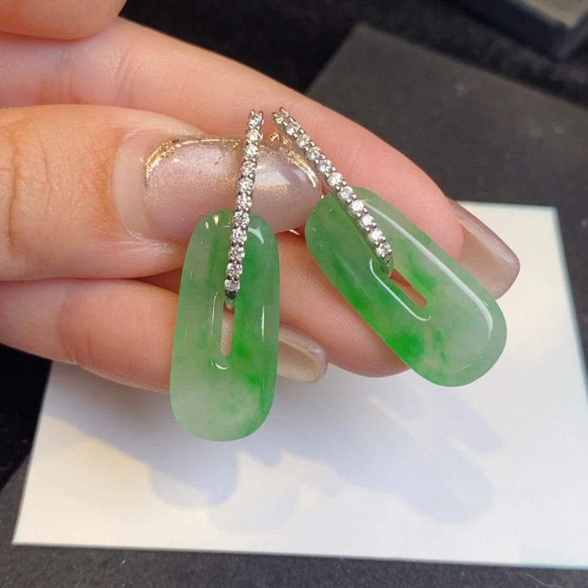 【闪购商品】翡翠耳饰18K金镶嵌福贝