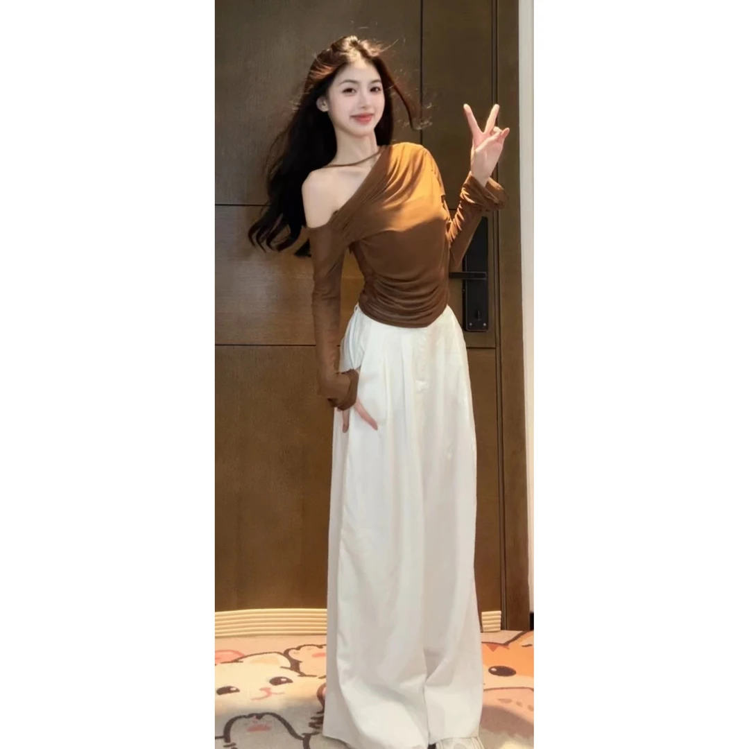 【XIAOBAWANG】辣妹风复古咖色斜肩网纱长袖T恤女早秋修身性感短款T