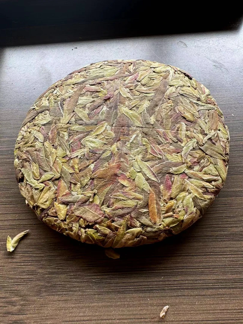 【紫芽苞饼】2025年野生紫芽苞100克/饼（拍五发六）