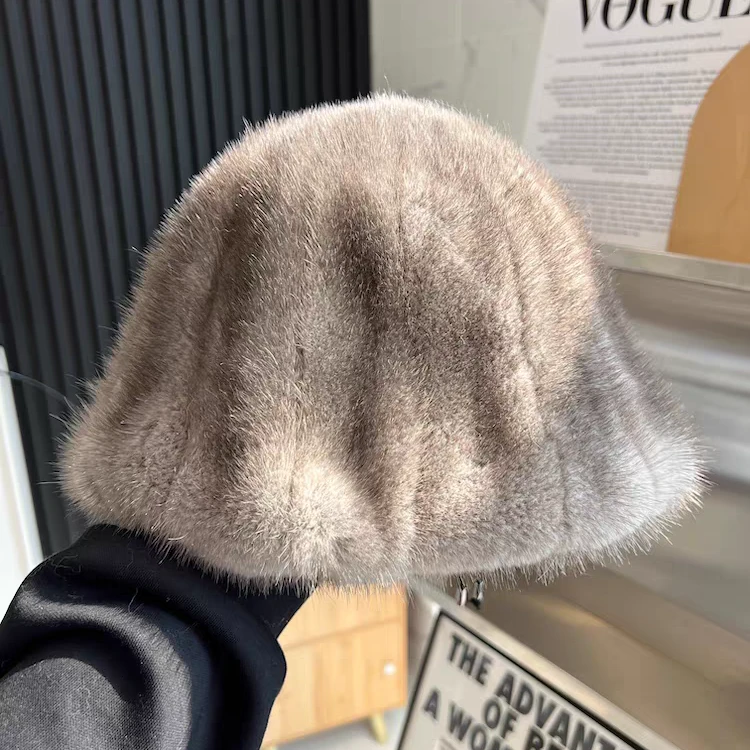 秋冬新款水貂拼接渔夫帽保暖舒适时尚百搭冬季出游显脸小气质高级