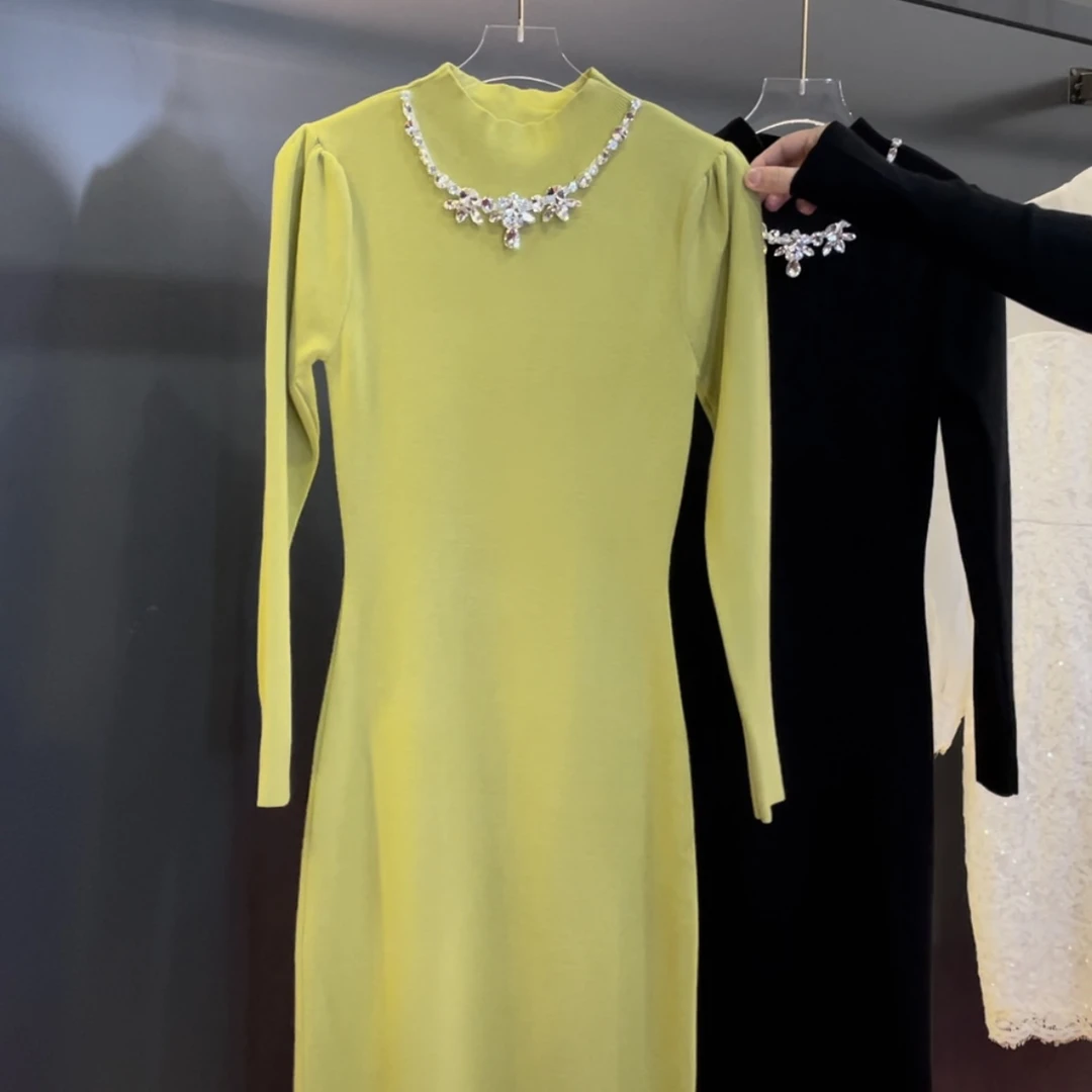 魅鹊 555 嫩芽绿显白秋冬气质修身显瘦包臀针织连衣裙