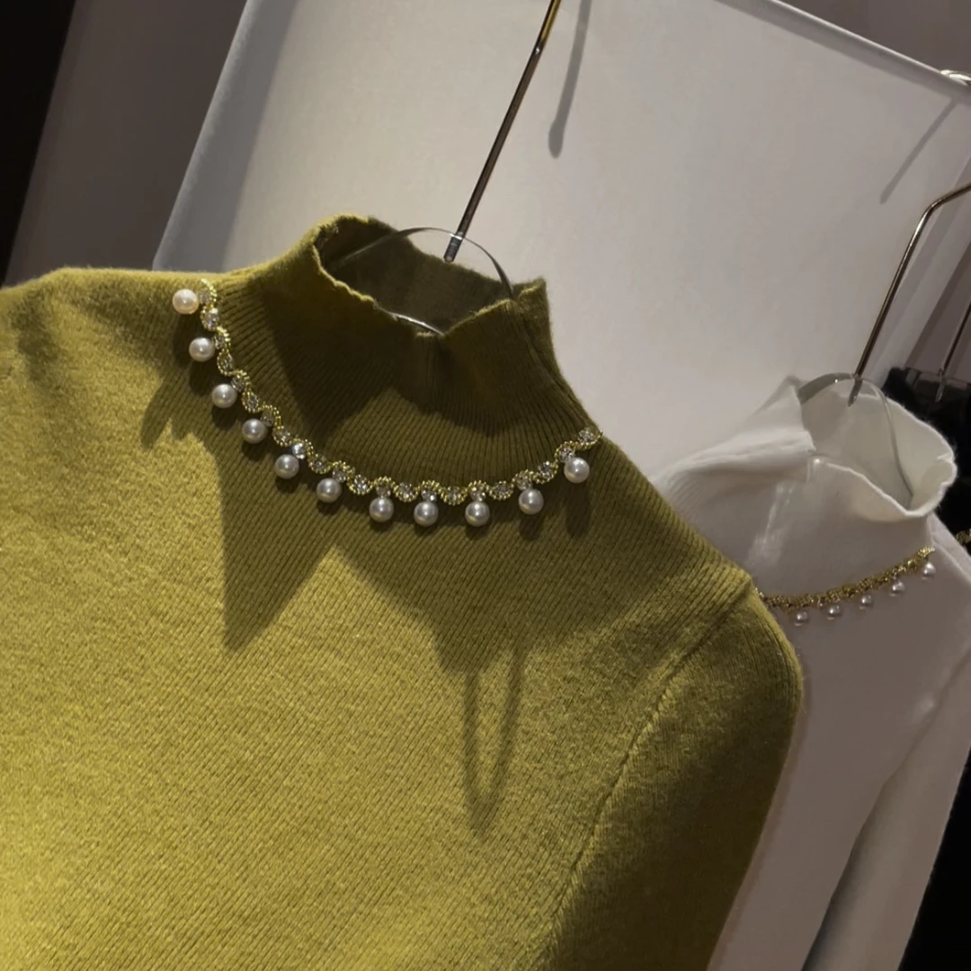 魅鹊 593 气质时尚轻奢重工钉珠秋冬半高领针织衫