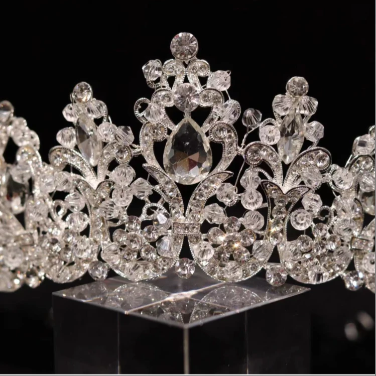 7015新款水晶白纱结婚时尚大气精美皇冠新娘头饰