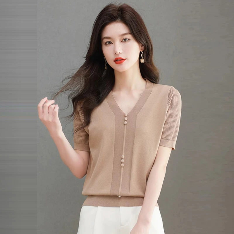 2025夏季薄款V领冰丝针织衫洋气时尚百搭短袖t恤宽松遮肚子女上衣