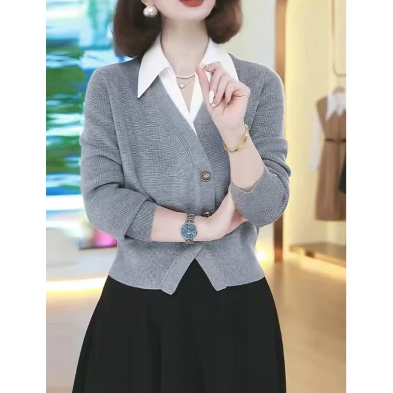 高级感衬衣翻领针织打底衫女秋冬新款假两件时尚设计撞色百搭毛衣