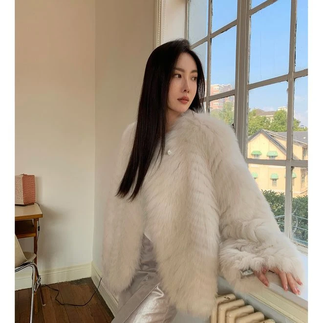 付智恩 山口百惠 芬兰进口狐狸毛大衣女圆领短款皮草外套2021新款