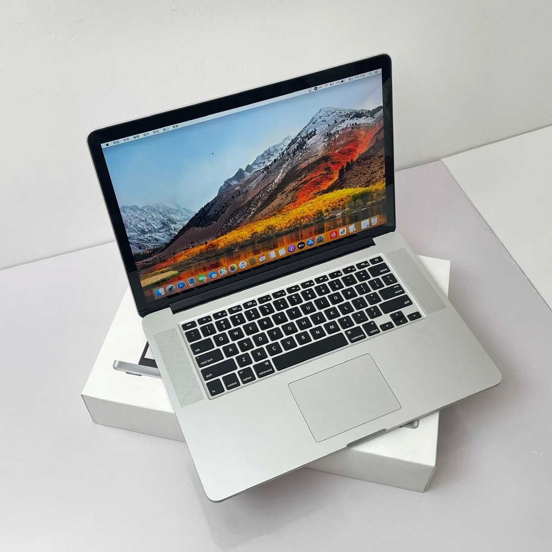 99新 Apple/苹果 15寸设计性能本MacBook Pro 苹果笔记本电脑二手