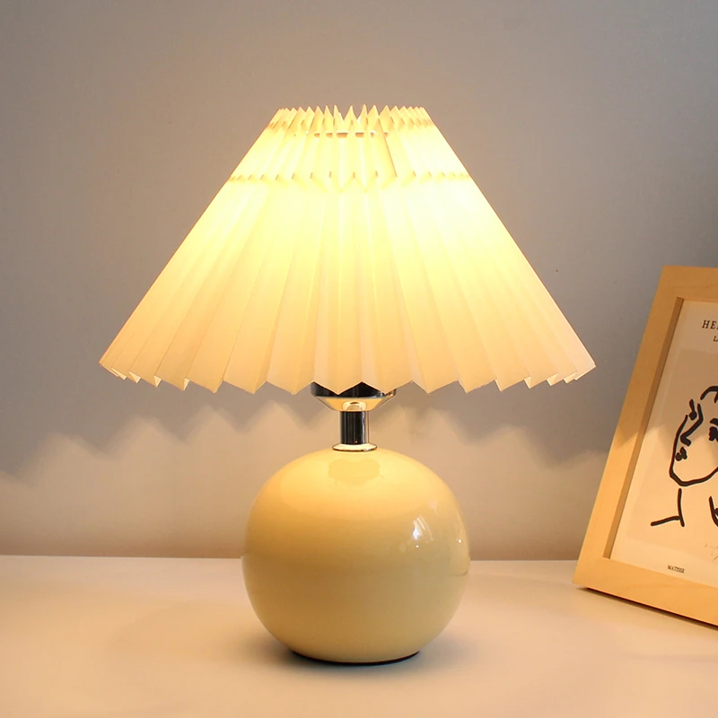 慕登 百褶陶瓷台灯少女心复古卧室床头灯ins风网红温馨小夜灯