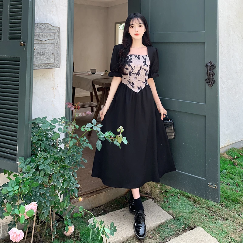夏季短袖女方领连衣裙气质小众时尚大码小个子黑色收腰显瘦茶歇裙