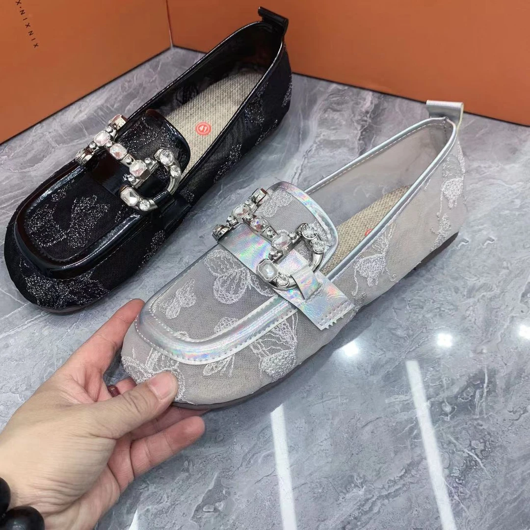 大码女鞋40-43码699-23欧根纱彩钻压花软纱浅口夏季平底休闲瓢鞋
