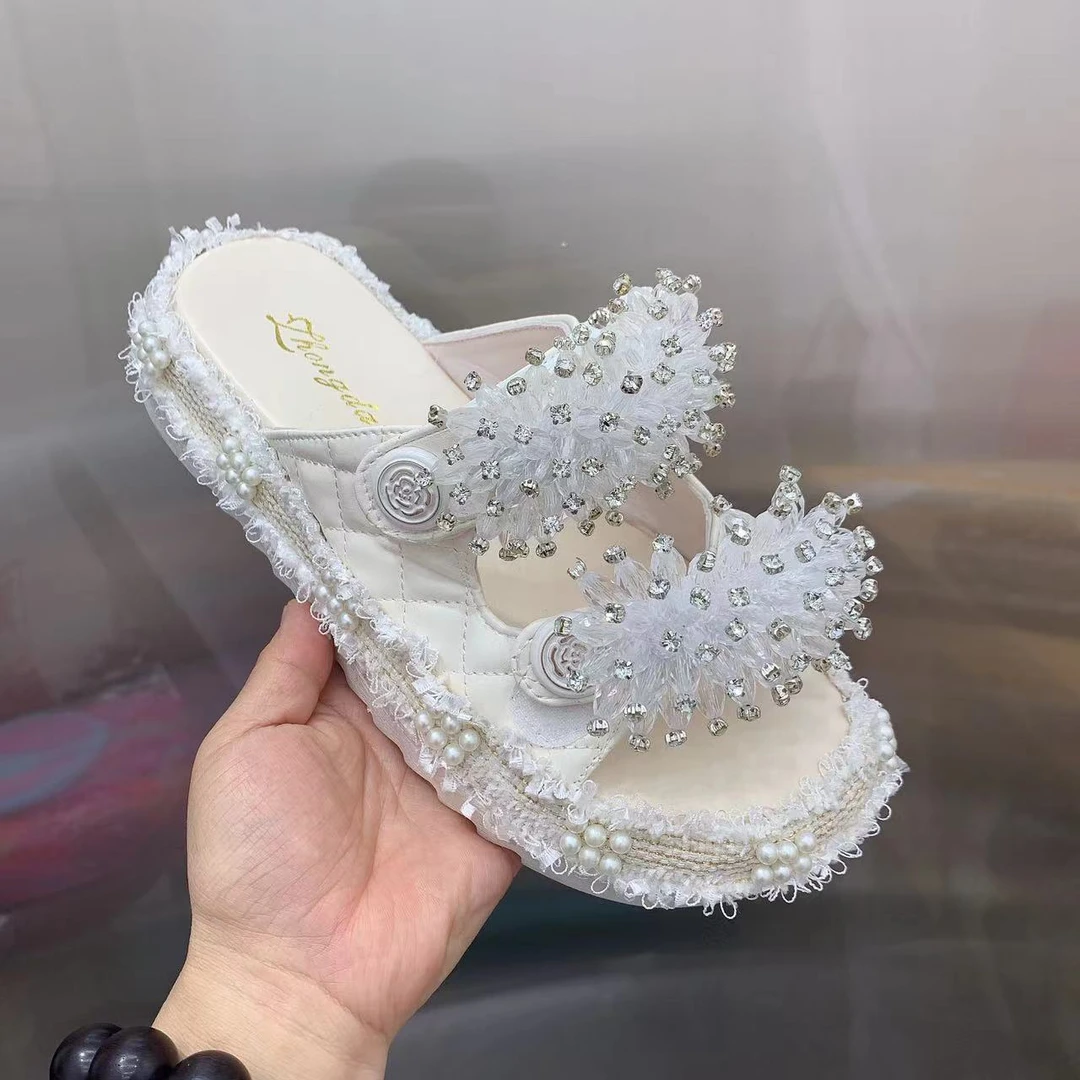 大码女鞋40-43码33088-21田园风时尚流苏潮流时尚百搭休闲凉拖