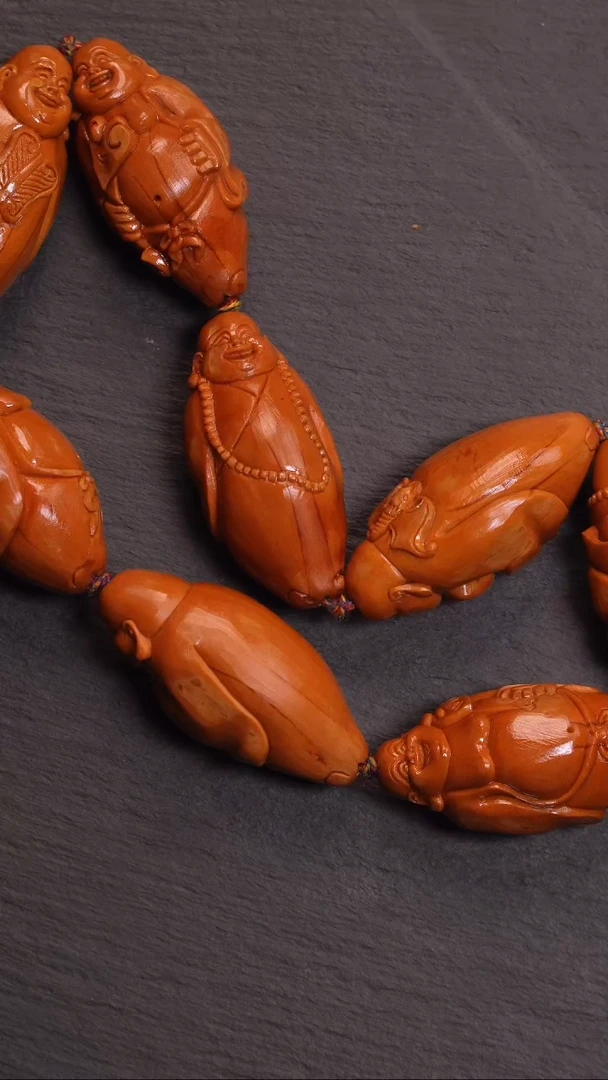 【闪购商品】橄榄核吊坠弥勒八大88