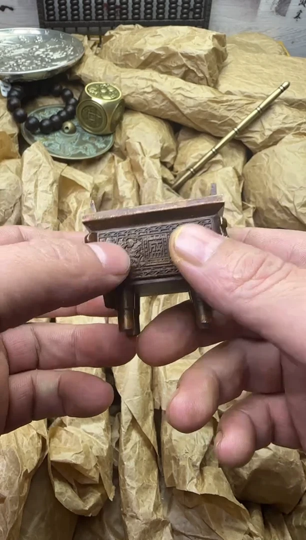 【闪购商品】黄铜.