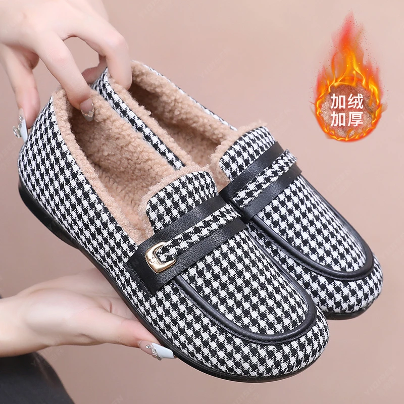 意迪森新款女士时尚休闲加厚保暖软底防滑百搭妈妈鞋加绒豆豆鞋