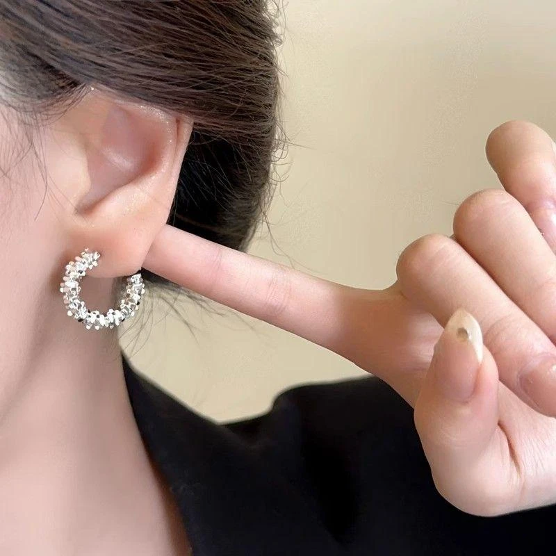 秋冬上新碎银几两几何气质百搭银色耳环小众设计感高级冷性风耳饰