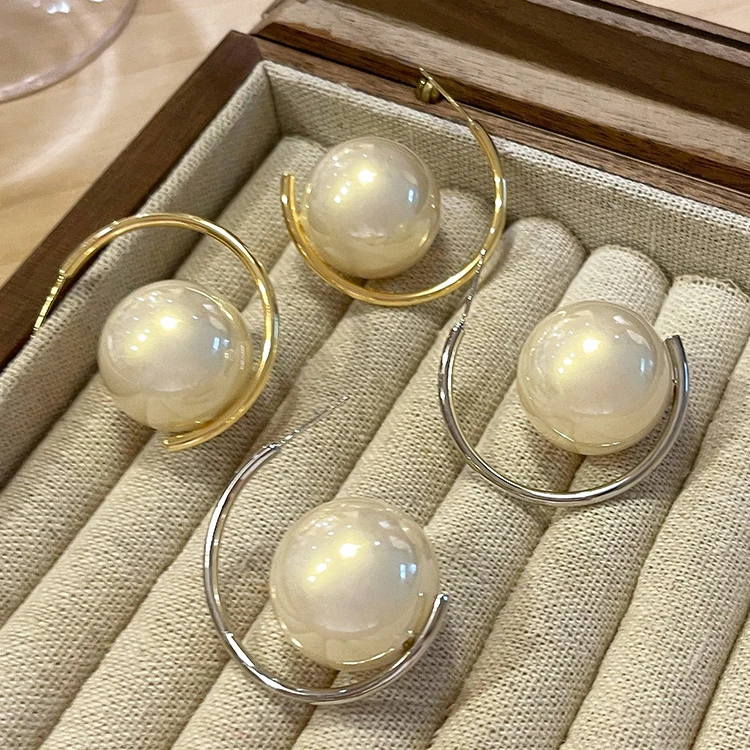 高级小众设计感夸张大气珠珠耳环2025火爆款潮网红气质耳钉耳饰女