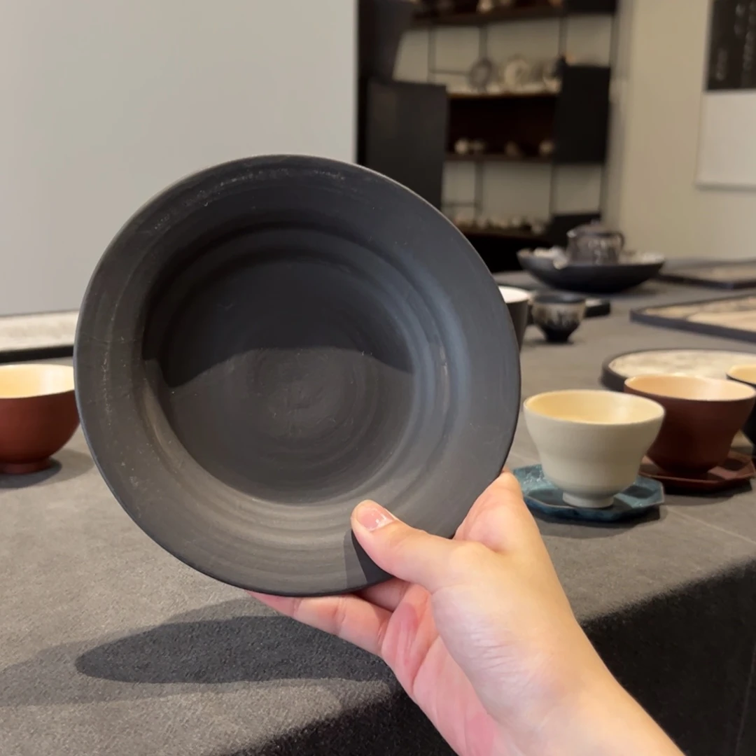 陶瓷。       陶瓷。