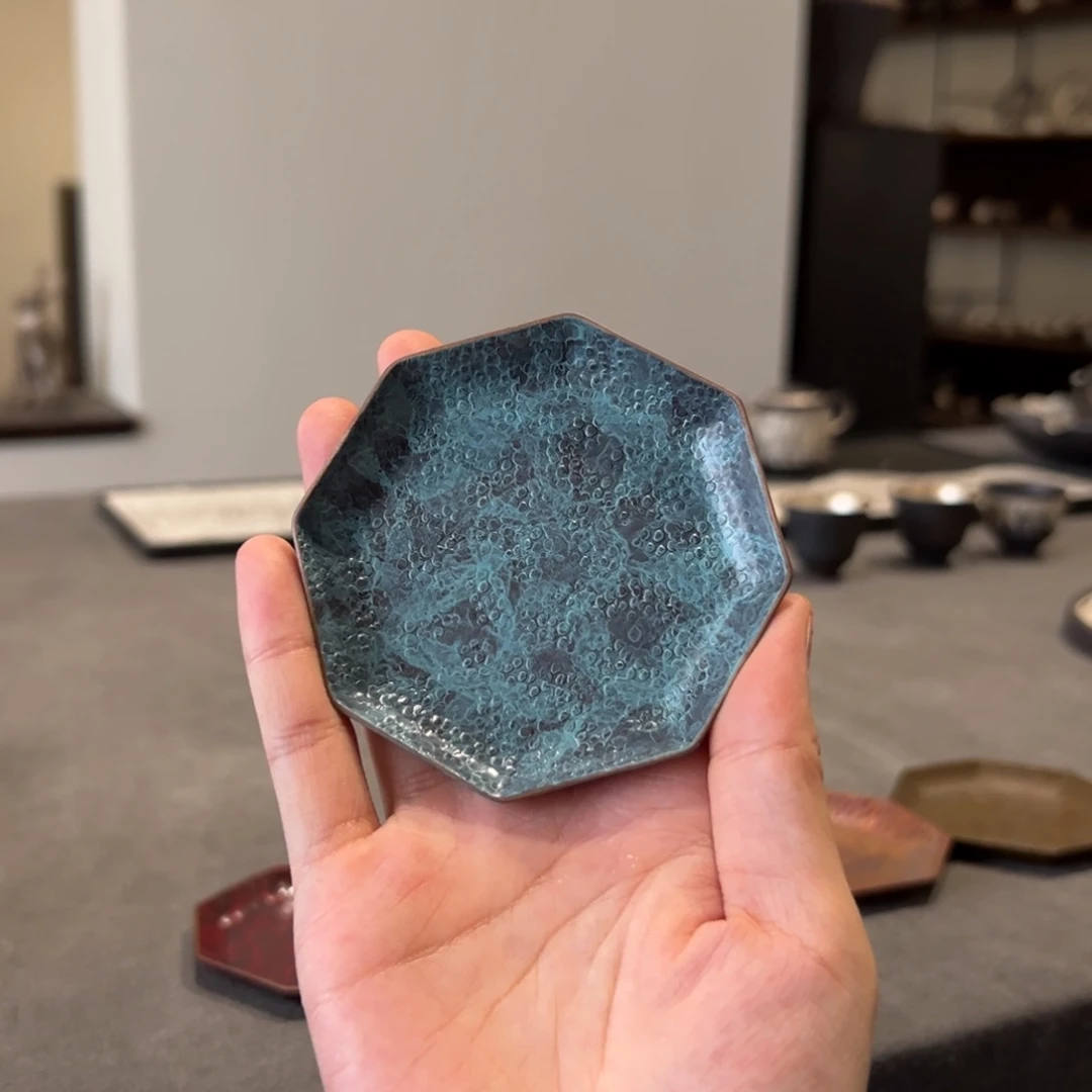 陶瓷。       陶瓷。