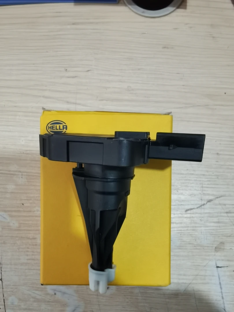 宝马N20油位传感器