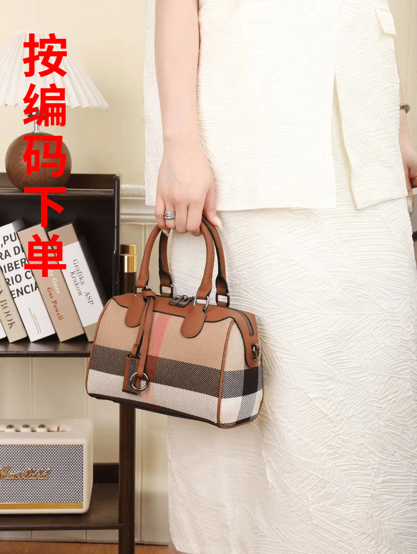 气质轻奢时尚百搭女士潮流经典单肩邮差肩包小众棕色休休闲黑色