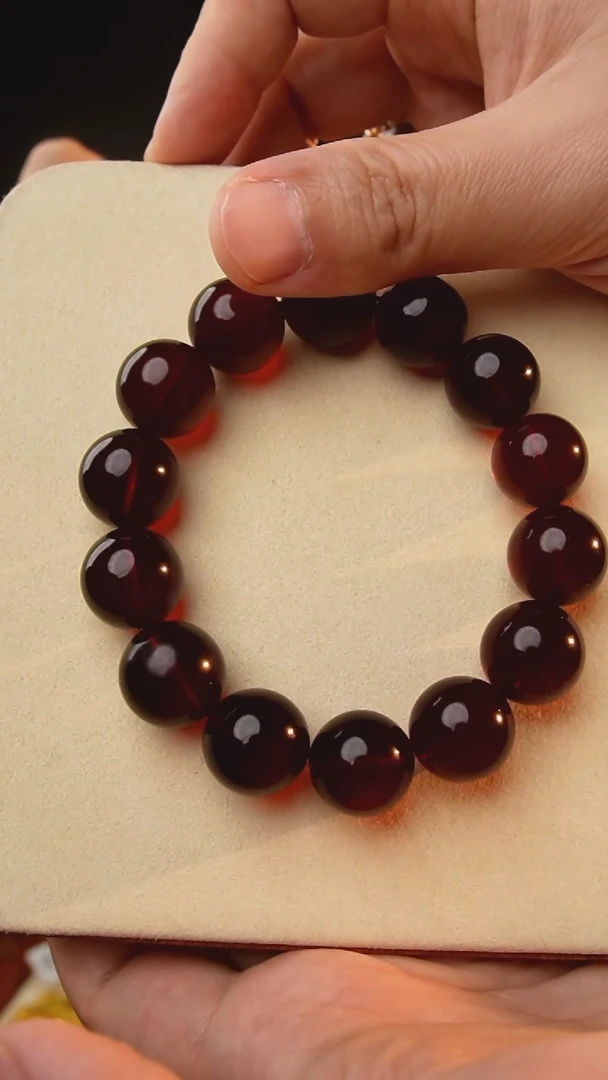 【闪购商品】琥珀颈饰未镶嵌22+血珀手串 景哥