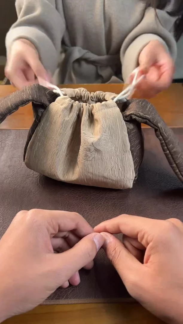 【闪购商品】陶瓷摆件兔子茶包