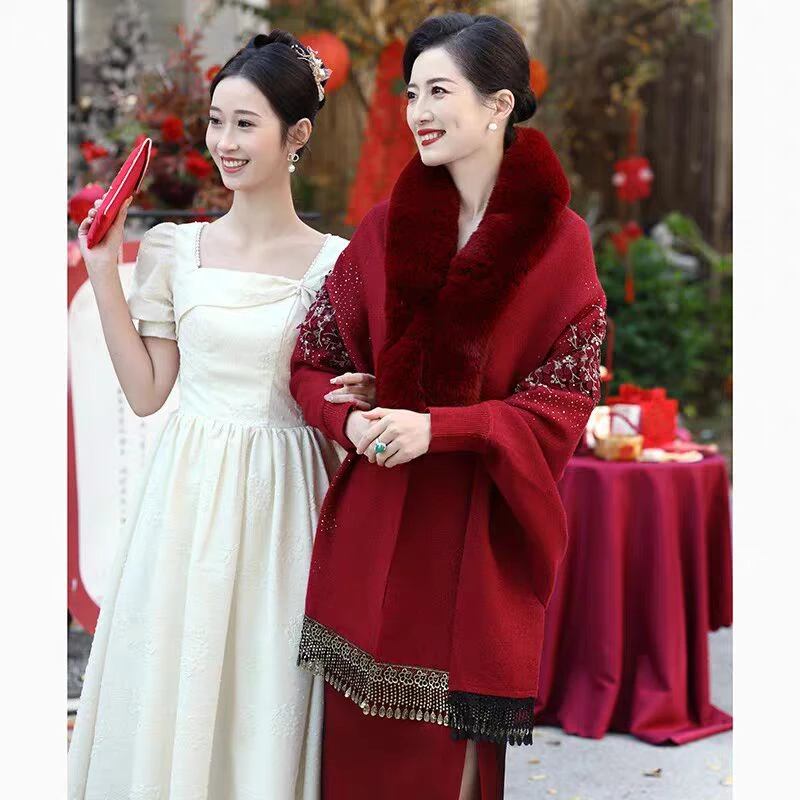 婆婆高端婚宴旗袍羊绒披肩加厚妈妈礼服外套红色斗篷保暖秋冬冬季