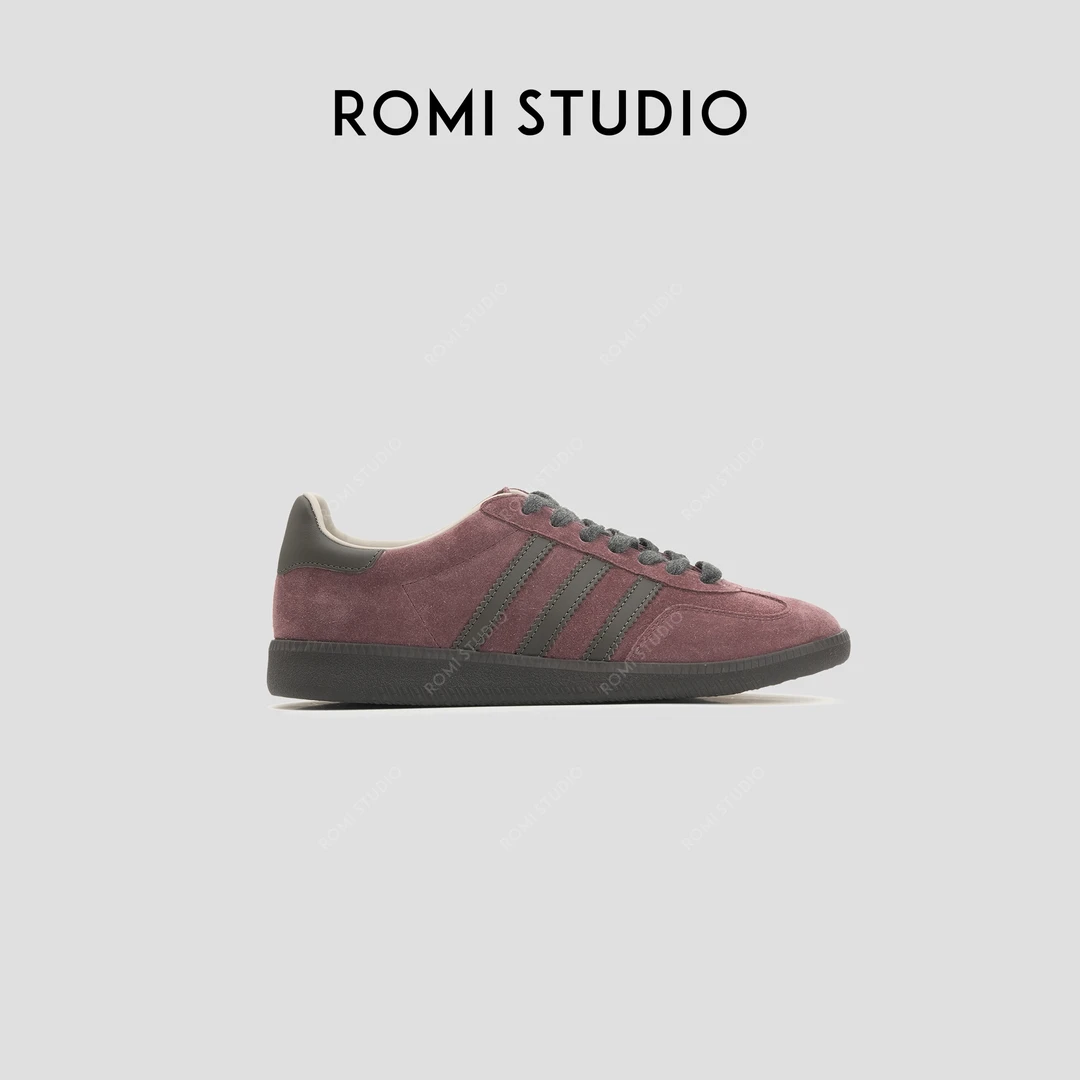 ROMI STUDIO“经典升级”牛皮反绒撞绵羊皮轻便德训运动鞋23AWS152