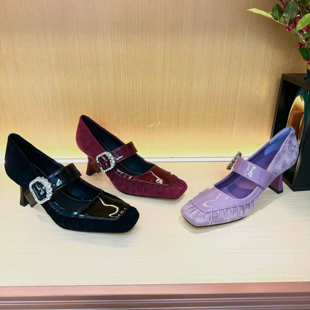 410【柏林少女】女鞋单鞋细跟方头羊皮扣钻跟鞋气质复古浅口时尚B