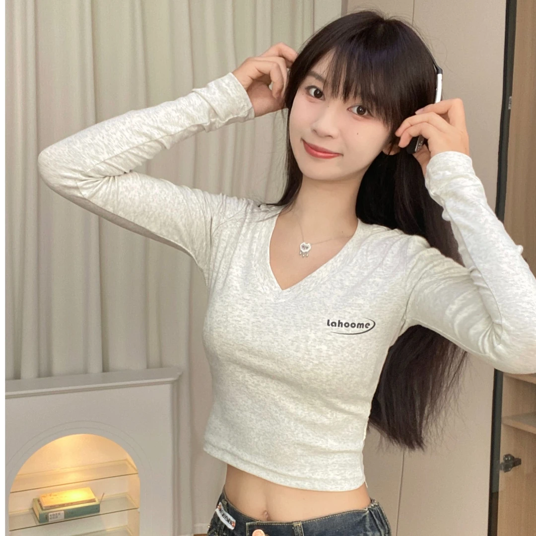 【现货+运费险】Lahoome拉枫新v领短上衣紧身辣妹长袖t恤内搭打底衫