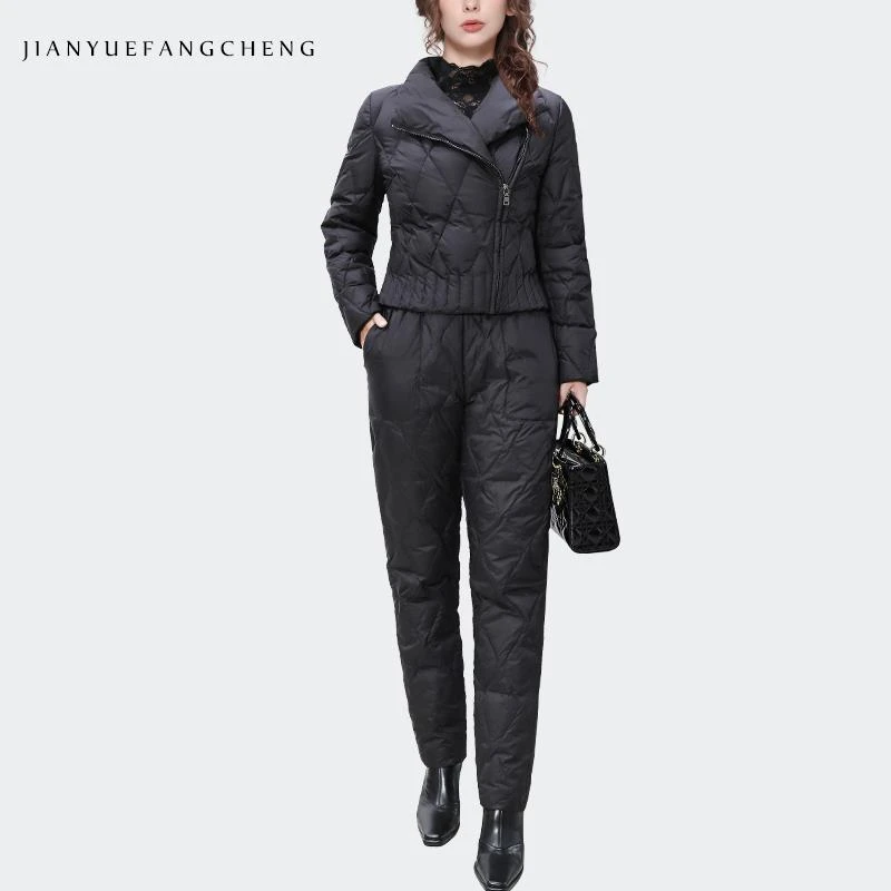 轻薄外穿防寒冬季加厚短款保暖羽绒服套装女时尚翻领外套TH231615