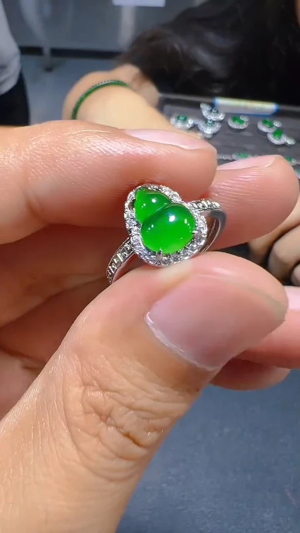 【闪购商品】翡翠戒指未镶嵌葫芦戒指。。。