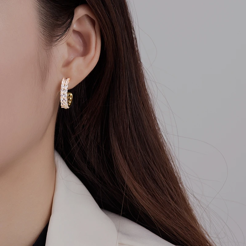 铜合金合成锆石耳饰 金美澳925银针耳钉小众首饰高级感轻奢耳环女