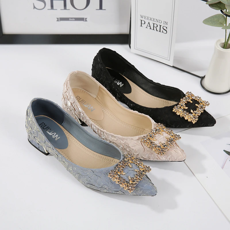 301-331网红时尚百搭软底浅口夏季粗跟单鞋仙女风水钻大码女鞋