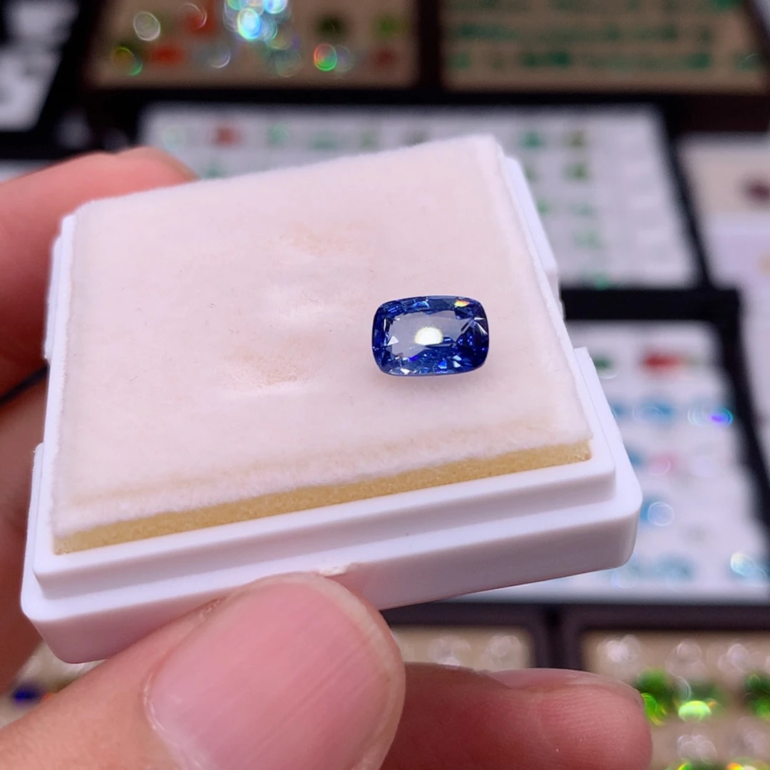 【闪购商品】蓝宝石裸石未镶嵌