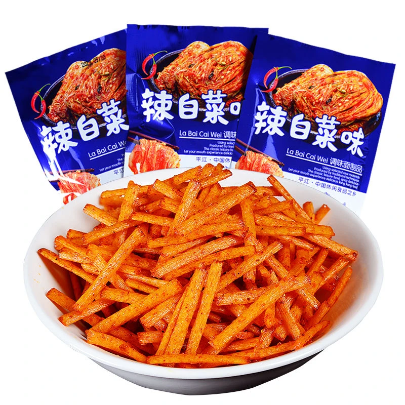 辣白菜辣条大礼包8090儿时怀旧麻辣零食童年辣棒辣片网红辣味小吃