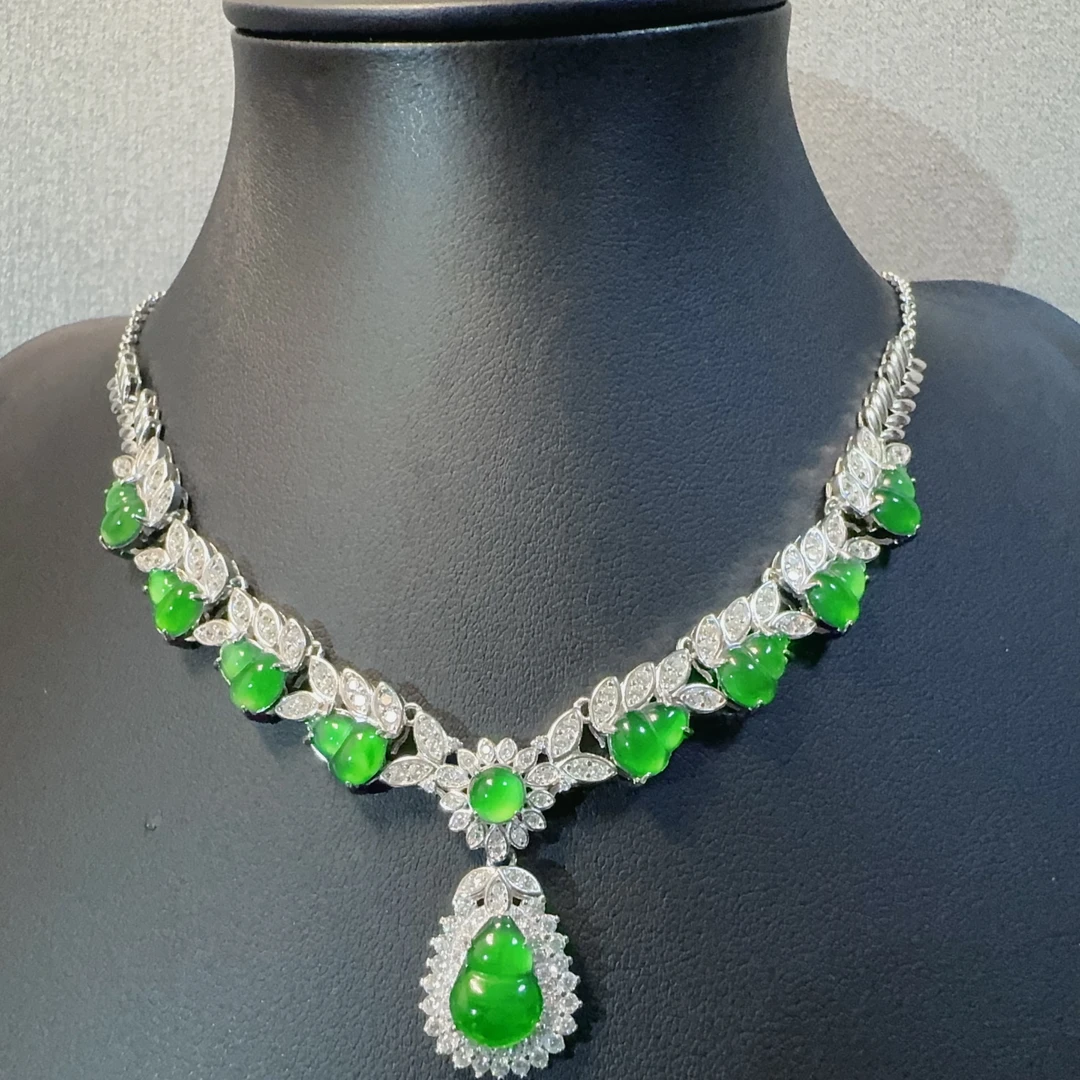 天然A货翡翠高冰阳绿葫芦项链晚装链气质镶嵌精致坠链奢华098