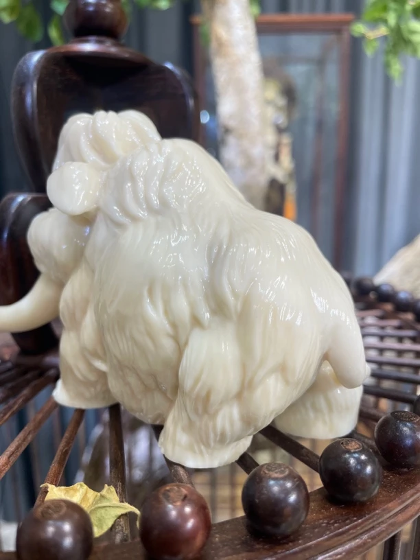 【新品】猛犸象牙小象手工手摆件配送礼盒