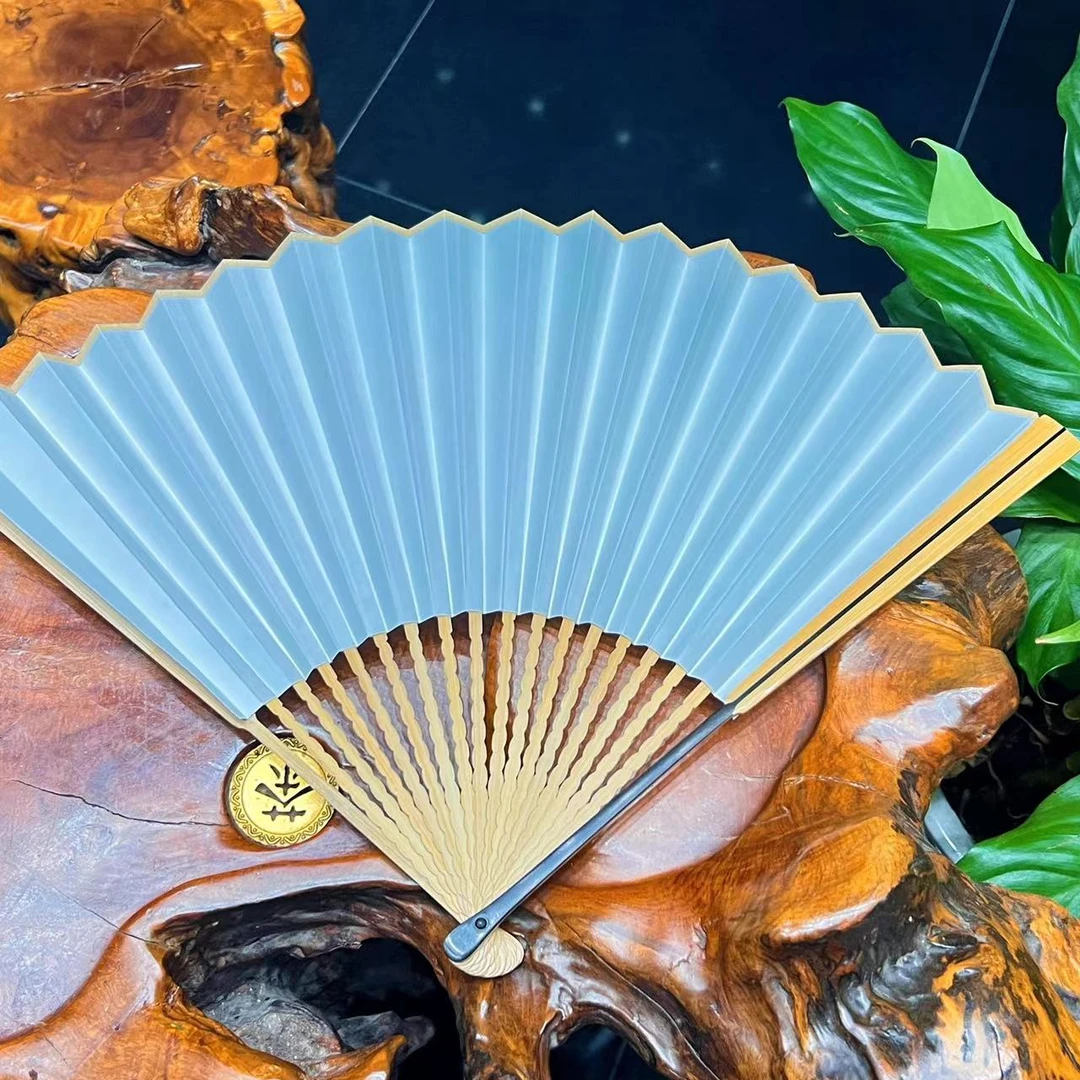 换黑钉的9.5寸玉竹 龙鳞翻棱 手工折扇 古风精制