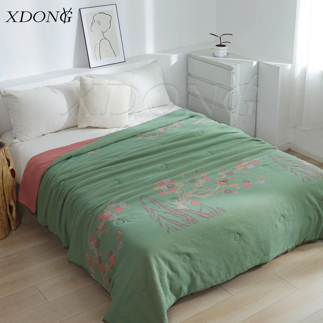 XDONGY（冬云家纺）200*230双层纱 蚕蛹蛋白肽 蝶舞寒梅绿色 夏被